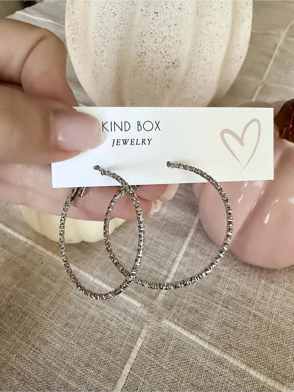 Kind Box Jewelry Textured Hoop Earrings in Gold Like New